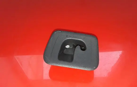 Mercedes-Benz E W212 Cargo luggage net fixing mount A2128600731