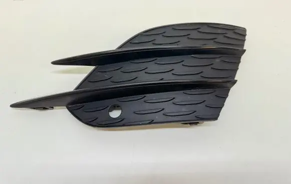 Front bumper lower grill