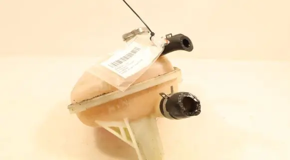 KIA Ceed Coolant expansion tank/reservoir 25430-F3300