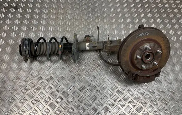 Nissan Juke I F15 Front wheel hub spindle knuckle