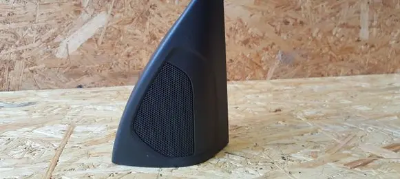 Volvo V60 Front door high frequency speaker 8648749 30781068