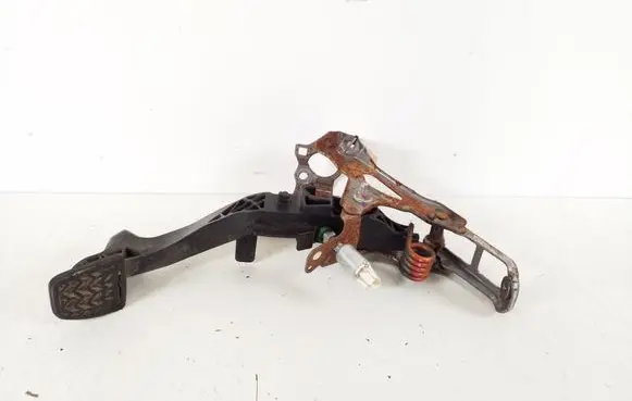 Clutch pedal