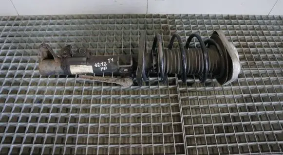 Mercedes-Benz E W212 Front shock absorber with coil spring A2123200413 2123200413