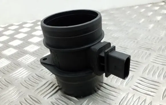 Volkswagen Tiguan Mass air flow meter 03G906461C 0281002735