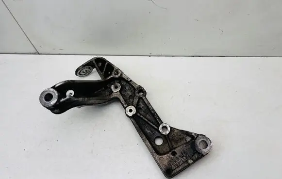 Volkswagen Touran II Front lower control arm/wishbone 1K0199295E