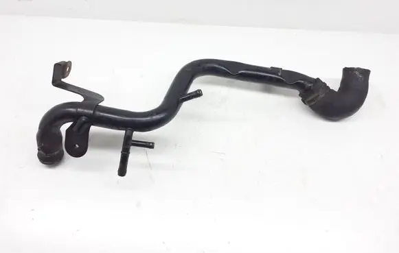 Volkswagen PASSAT B5.5 Engine coolant pipe/hose 038121071F