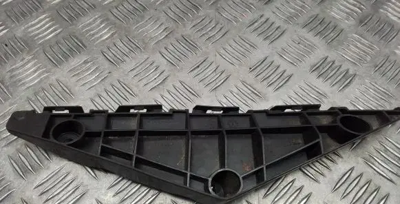 Toyota Avensis T270 Front bumper mounting bracket 5253605040