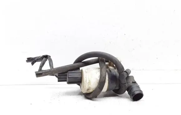 Volvo V60 Windscreen/windshield washer pump BK2117K624BA