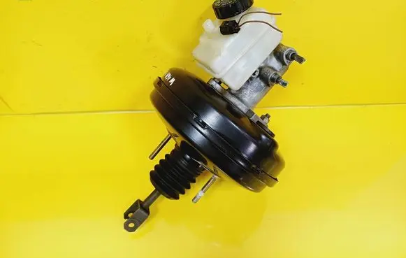 Mercedes-Benz A W168 Brake booster A0054304230