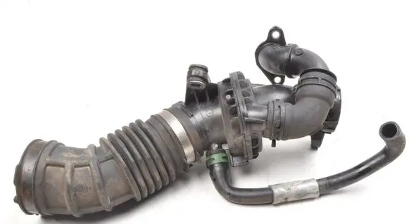 Nissan X-Trail T32 Air intake hose/pipe 1657618441