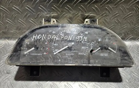 Hyundai Pony Speedometer (instrument cluster) 71112221