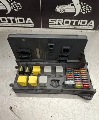 Mercedes-Benz Sprinter W906 SAM control unit A9069006701 A9069022001 A9069013100