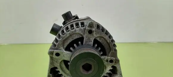 Ford Focus Generator/alternator 3M5T10300RD
