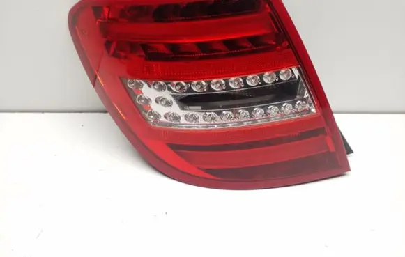 Mercedes-Benz C W204 Rear/tail lights A2048206264