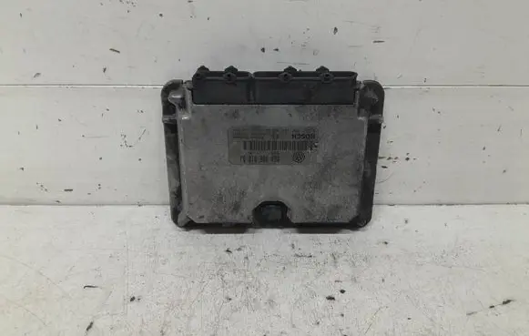 Skoda Octavia Mk1 (1U) Engine control unit/module 06A906018DJ