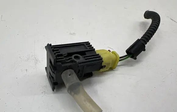 Porsche Panamera (971) Airbag deployment crash/impact sensor 971959109