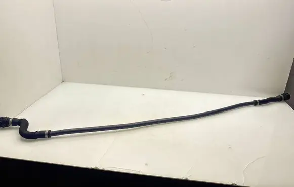 Volkswagen Golf VIII Engine coolant pipe/hose 5WA819930