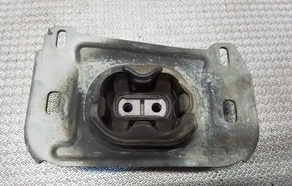 Toyota Proace Gearbox mount 9673768680