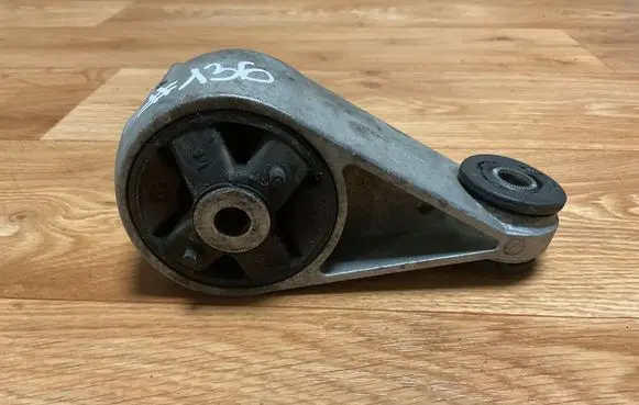 Mini One - Cooper R50 - 53 Engine mount bracket 6756406 12628710