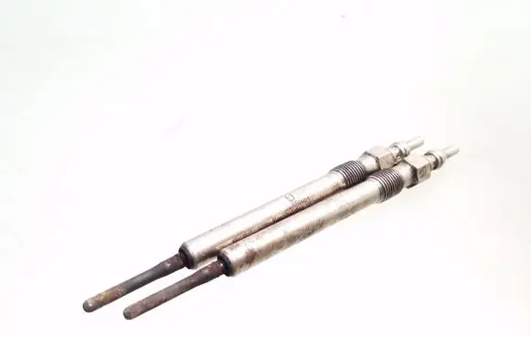Volkswagen PASSAT B6 Glow plug 0250403007 03L963319