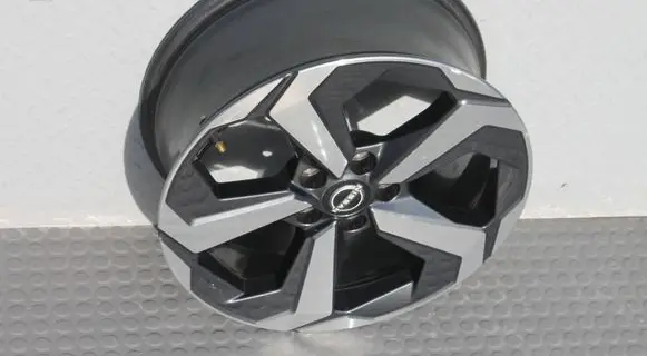 Nissan Qashqai J12 R18 alloy rim FELGA-6UA8B-NISSAN 6UA8B