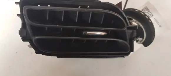 Citroen DS3 Dashboard side air vent grill/cover trim A1092113