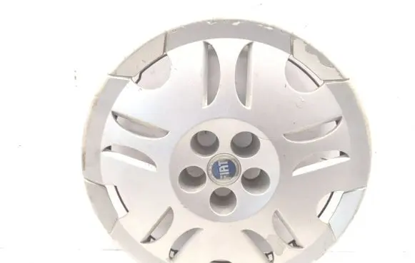 Fiat Ulysse R15 wheel hub/cap/trim 1484523077