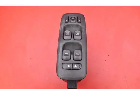 Volvo V70 Electric window control switch 8682949