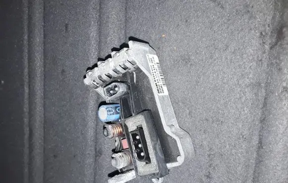 BMW 7 E65 E66 Heater blower motor/fan resistor 64116934390 B9992803E