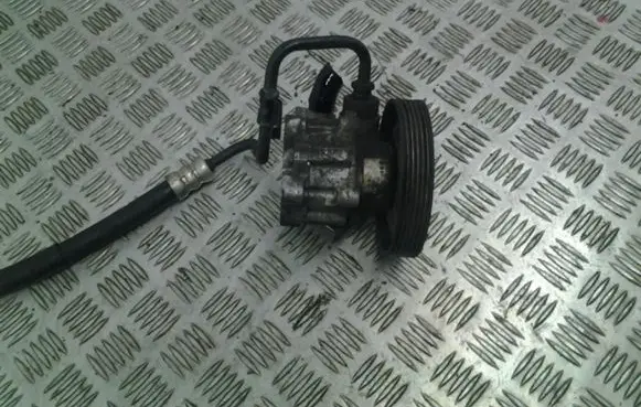 Citroen C8 Power steering pump 9647983580