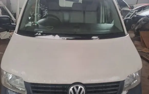 Volkswagen Transporter - Caravelle T5 Engine cover (trim) Nocode