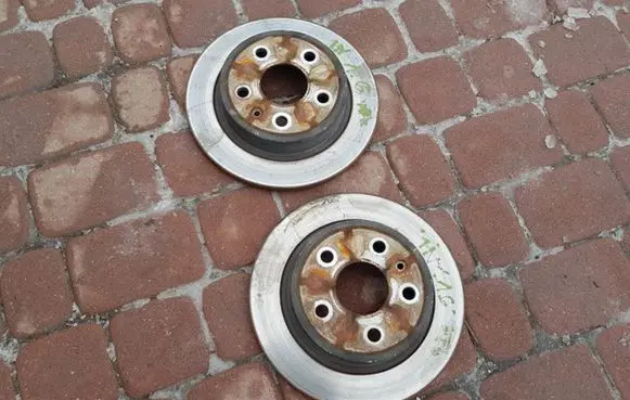 Opel Insignia B Rear brake disc 18TYS