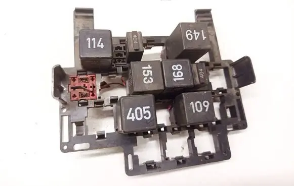 Volkswagen Sharan Fuse box set 