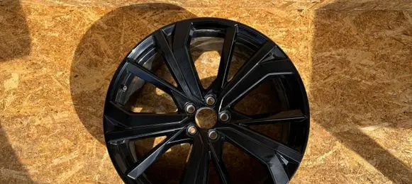 Volvo XC60 R21 alloy rim 32134533 C02141