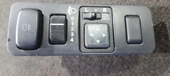 Mitsubishi Space Star Headlight level height control switch LK04001000