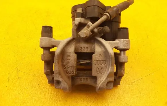 Volkswagen Golf VII Rear brake caliper 5Q0615405