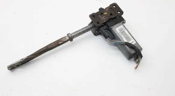 Jaguar XE Seat adjustment motor 984685106
