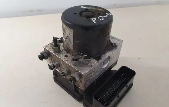 Ford Focus ABS Pump BV612C405AF