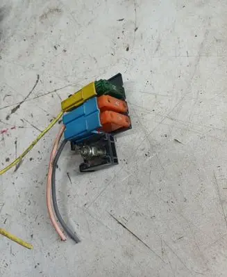 Citroen C8 Fuse module 