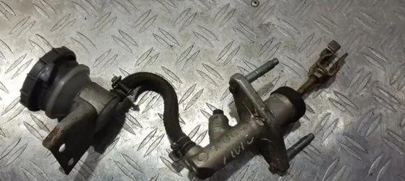 Honda Civic Clutch master cylinder