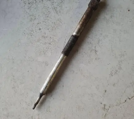 Nissan Pathfinder R51 Glow plug B233