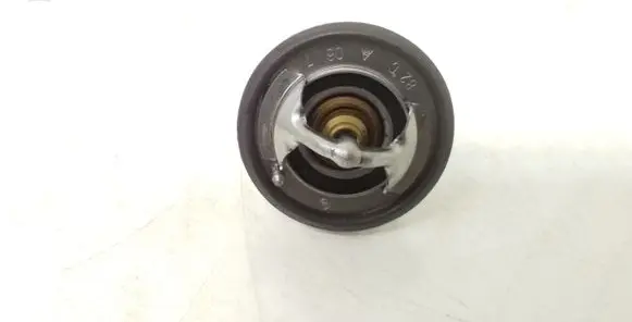 Toyota Avensis T250 Thermostat 