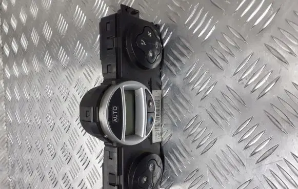 Renault Scenic II - Grand scenic II Interior fan control switch 
