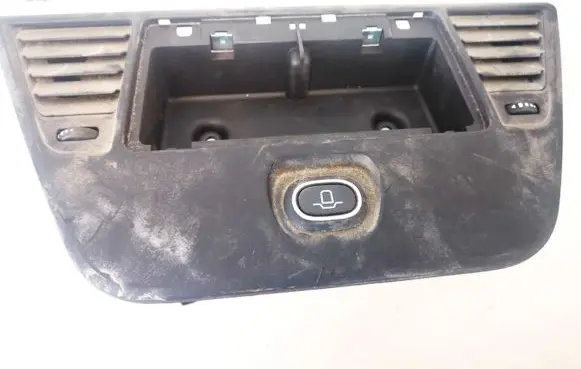 Alfa Romeo Giulietta Dash center air vent grill 1560914880