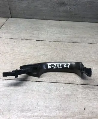 Mercedes-Benz E W212 Front door exterior handle A2047600170