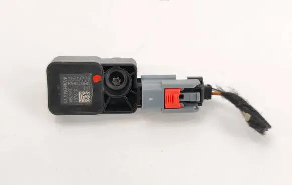 Opel Insignia A Airbag deployment crash/impact sensor 13509729