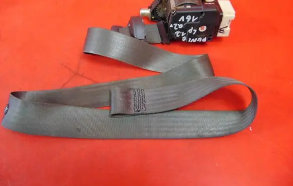 Fiat Punto (188) Front seatbelt