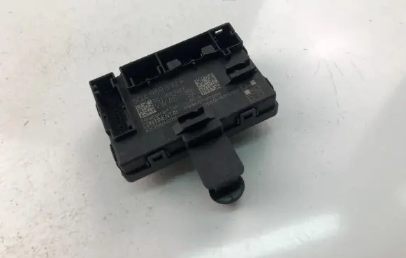 Volkswagen Golf VII Other control units/modules 5Q4959592F