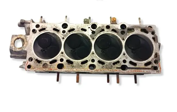 BMW 3 E30 Engine head 1706937