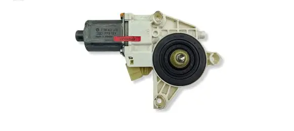 Mercedes-Benz ML W164 Front door window regulator motor A2518200842 0130822272